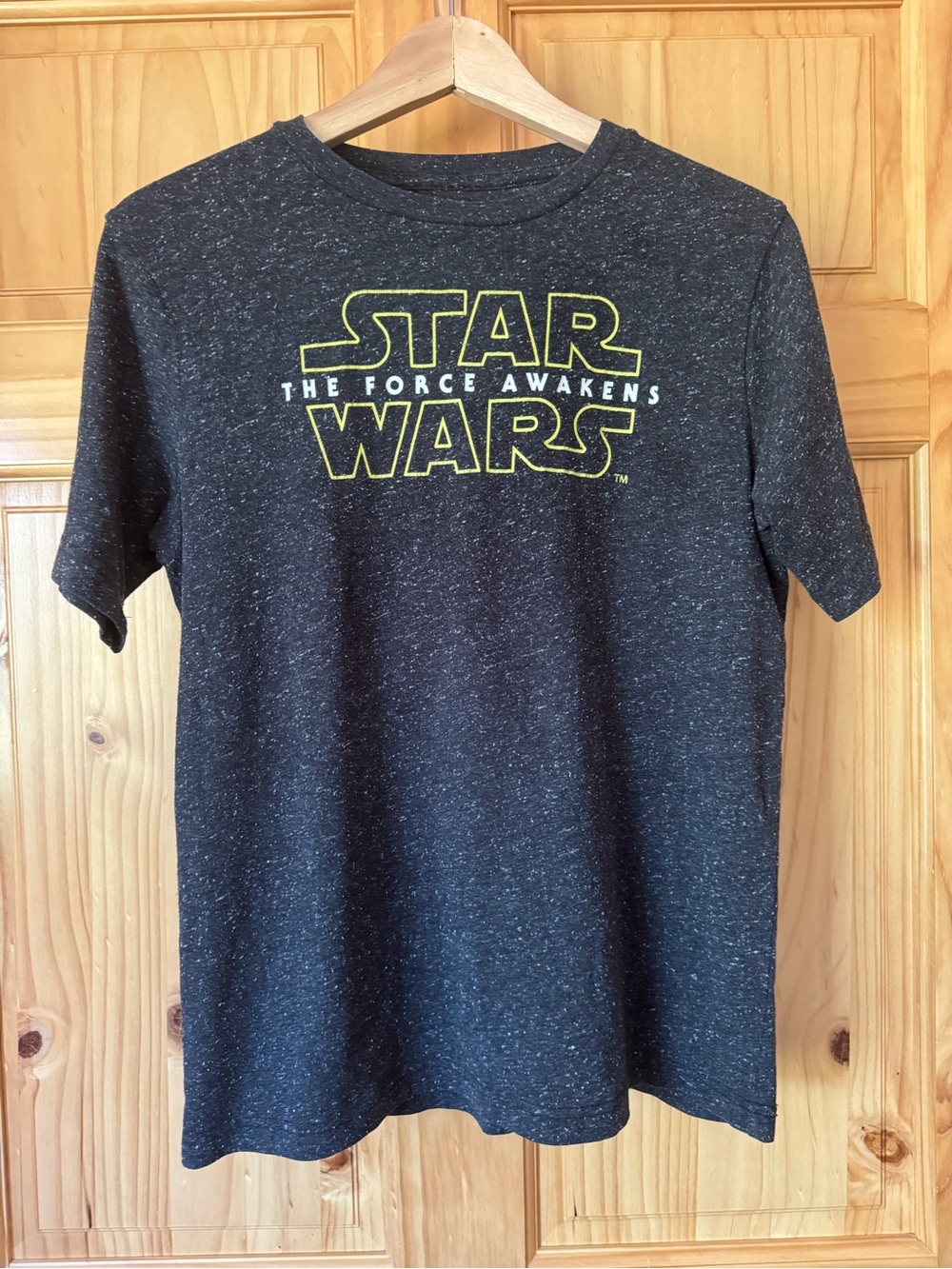 Star Wars: The Force Awakens Short-Sleeve Tee in Black Heather boys size XL